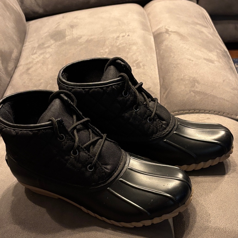 St. John's Bay Black Lace-Up Duck Boots